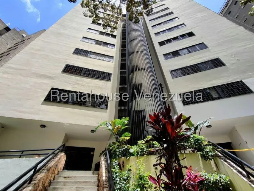 Apartamento (1 Nivel) en Venta en Terrazas del Avila, Distrito Metropolitano - 2