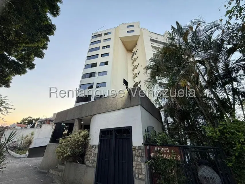 Apartamento (Duplex) en Venta en Valles de Camoruco, Carabobo - 36