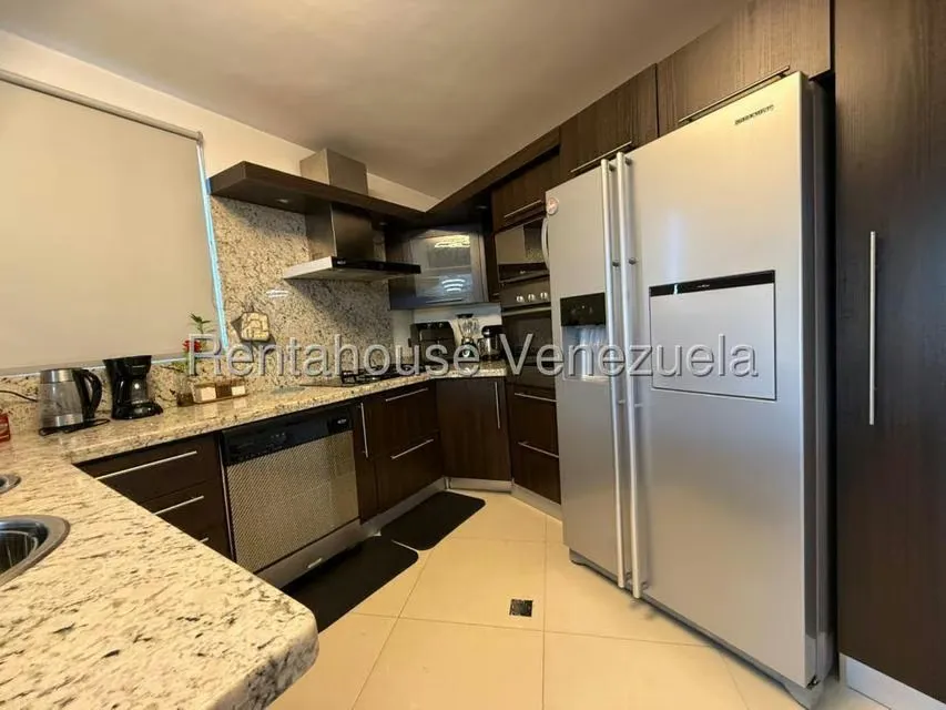 Apartamento (Duplex) en Venta en Valles de Camoruco, Carabobo - 7