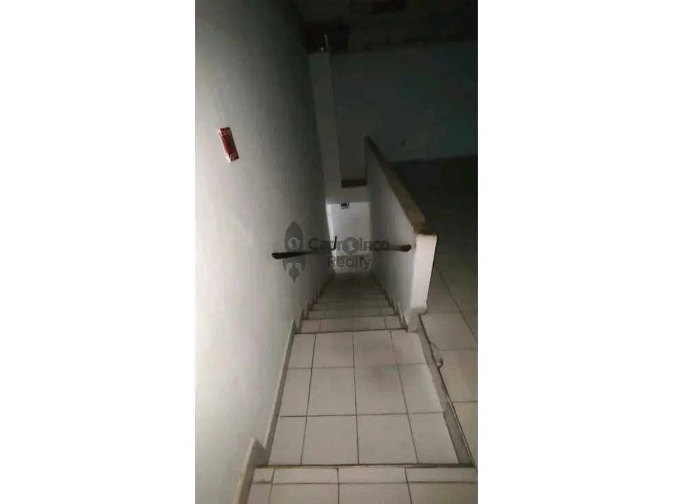 Excelente local en Venta en El Centro 175m2 - 6