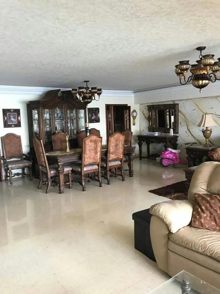 Apartamento en venta en Residencias El Paseo