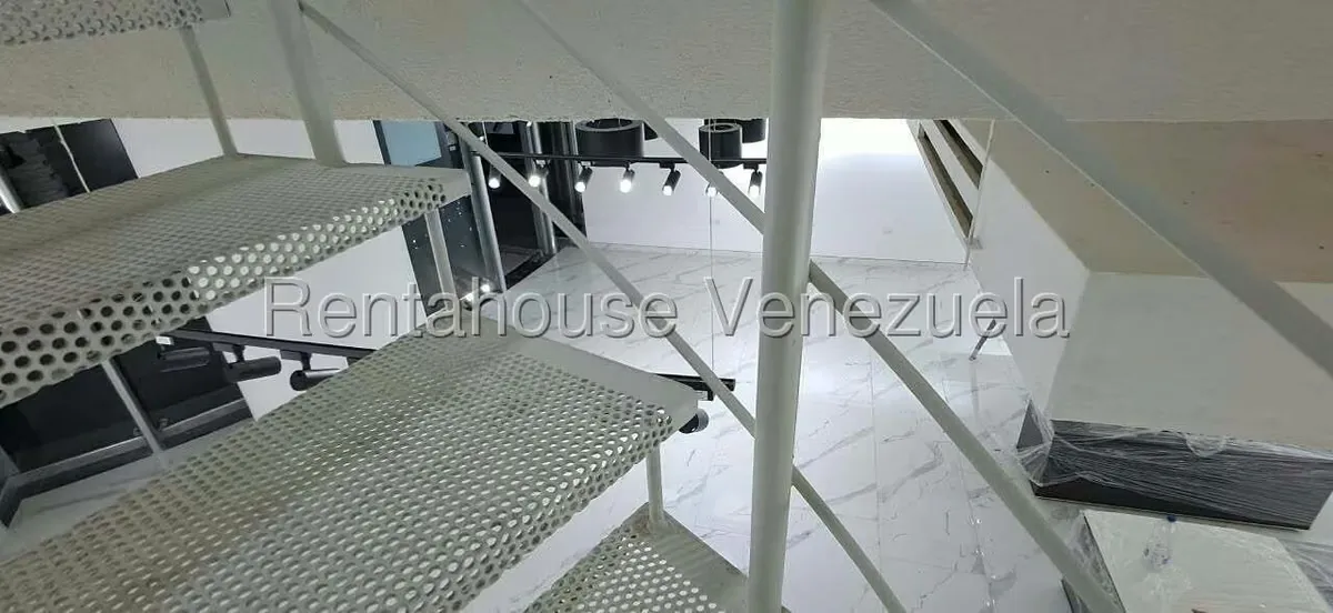 Local Comercial en Alquiler en San Jose de Tarbes, Carabobo - 19