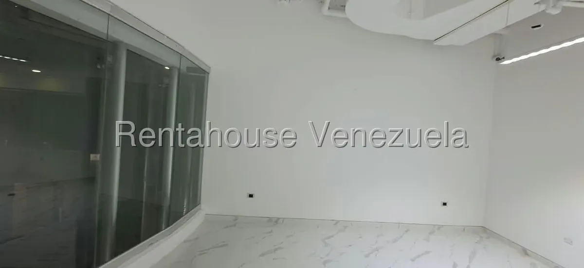 Local Comercial en Alquiler en San Jose de Tarbes, Carabobo - 25