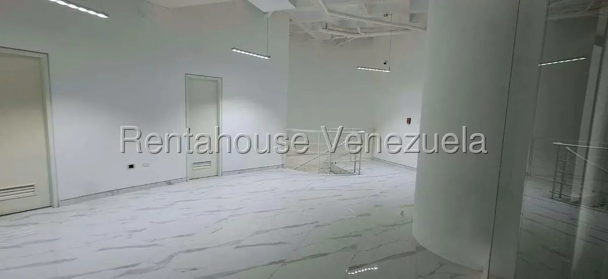 Local Comercial en Alquiler en San Jose de Tarbes, Carabobo - 30