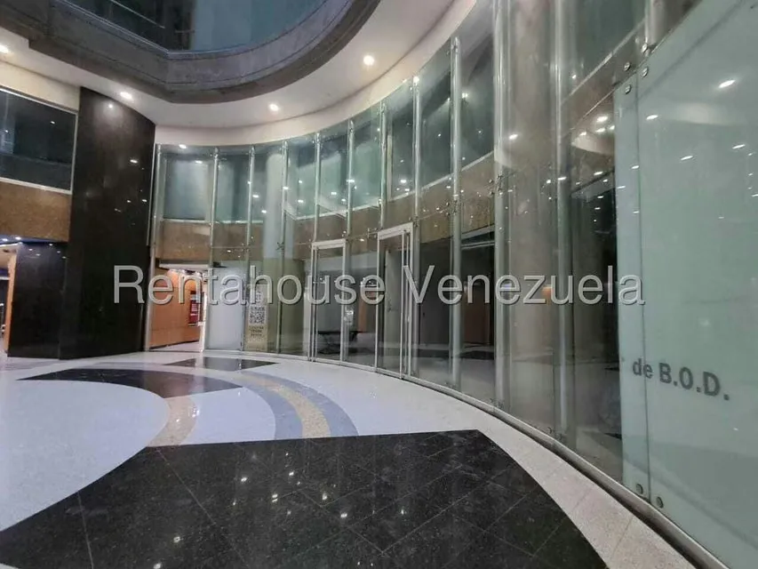 Local Comercial en Alquiler en San Jose de Tarbes, Carabobo - 9