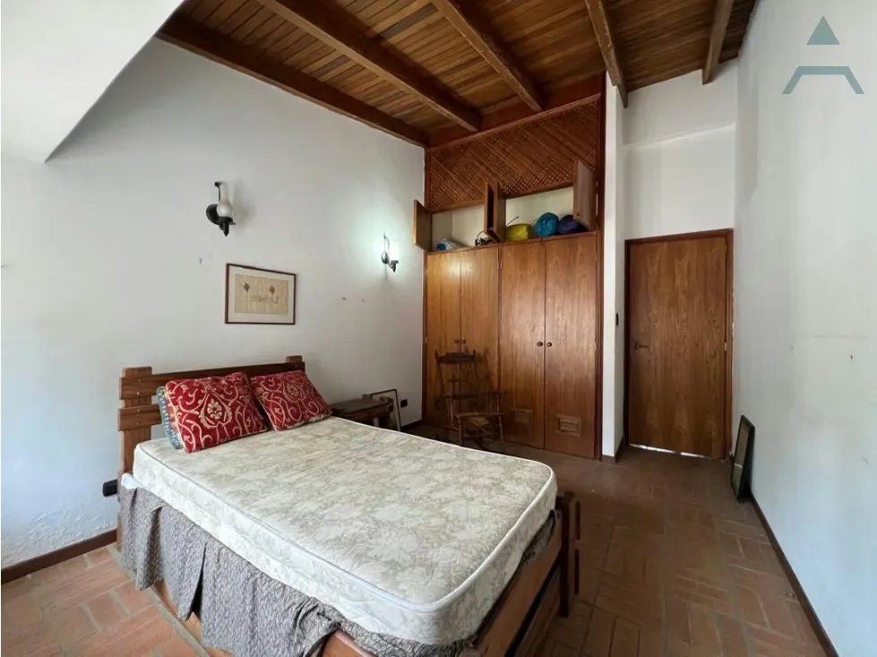 Se vende casa 842,83m² 4h+s/4.5b+s/4p Prados del Este - 38