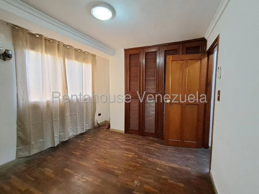 Apartamento (1 Nivel) en Alquiler en Santa Irene, Falcon - 13