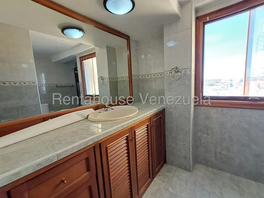 Apartamento (1 Nivel) en Alquiler en Santa Irene, Falcon - 8