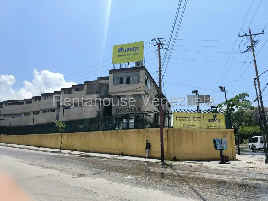 Local Comercial en Alquiler en Guatire, Miranda - 3