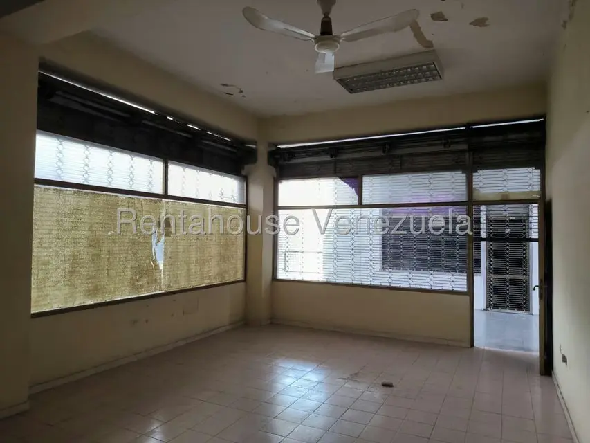 Local Comercial en Alquiler en Guatire, Miranda - 10