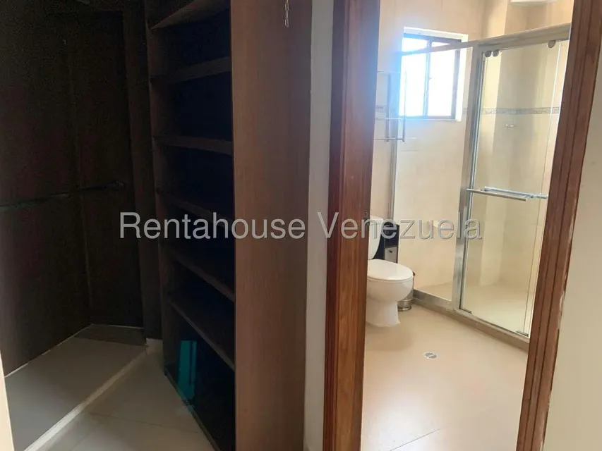 Apartamento (1 Nivel) en Alquiler en La Tropicana, Zulia - 11