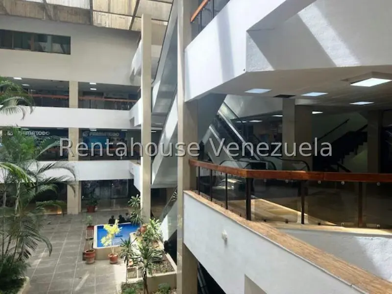 Local Comercial en Alquiler en Prados del Este, Distrito Metropolitano - 3