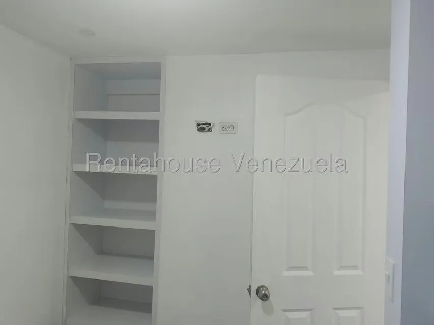 Apartamento (1 Nivel) en Venta en Parque Habitad El Ingenio, Miranda - 11