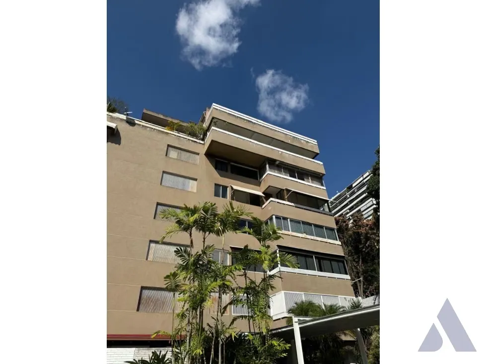 Alquilo PB 200m2 San Roman 6465