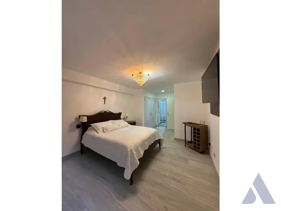 Alquilo PB 200m2 San Roman 6465 - 14