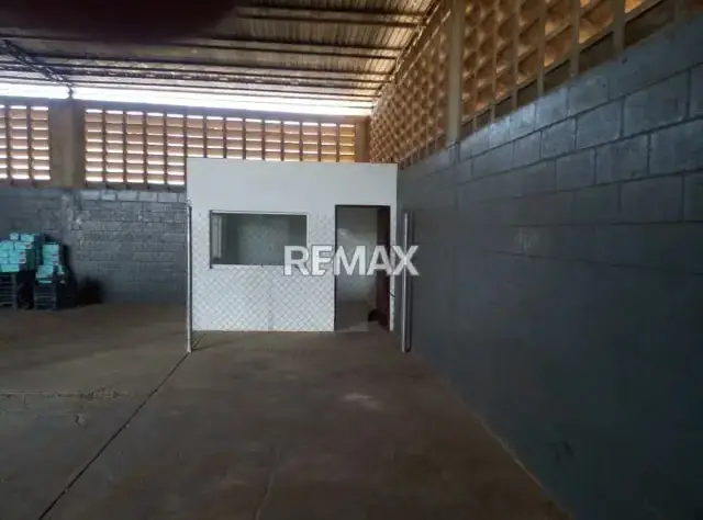 GALPONES EN ALQUILER COMERCIAL SECTOR ANDRÉS ELOY BLANCO