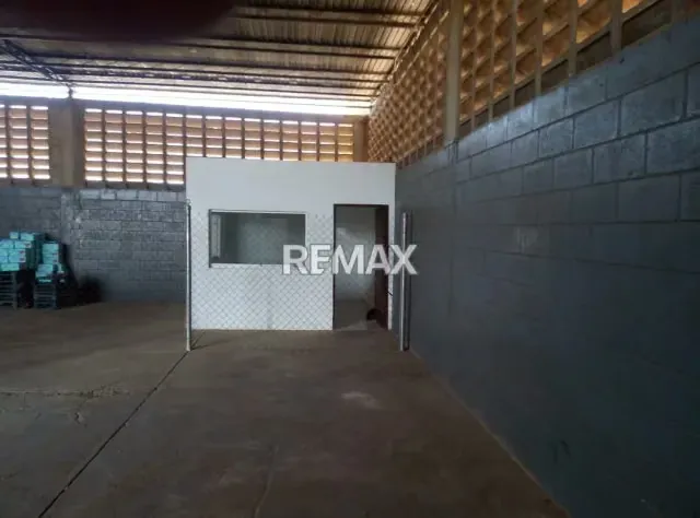 GALPONES EN ALQUILER COMERCIAL SECTOR ANDRÉS ELOY BLANCO