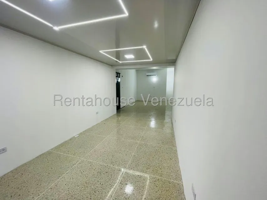Local Comercial en Alquiler en Las Mercedes, Lara - 3