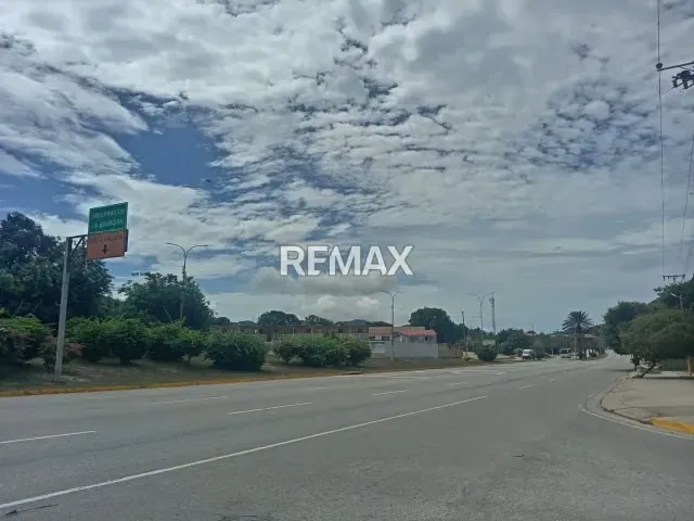 Terreno en venta en Urbanización la Guarina. - 4