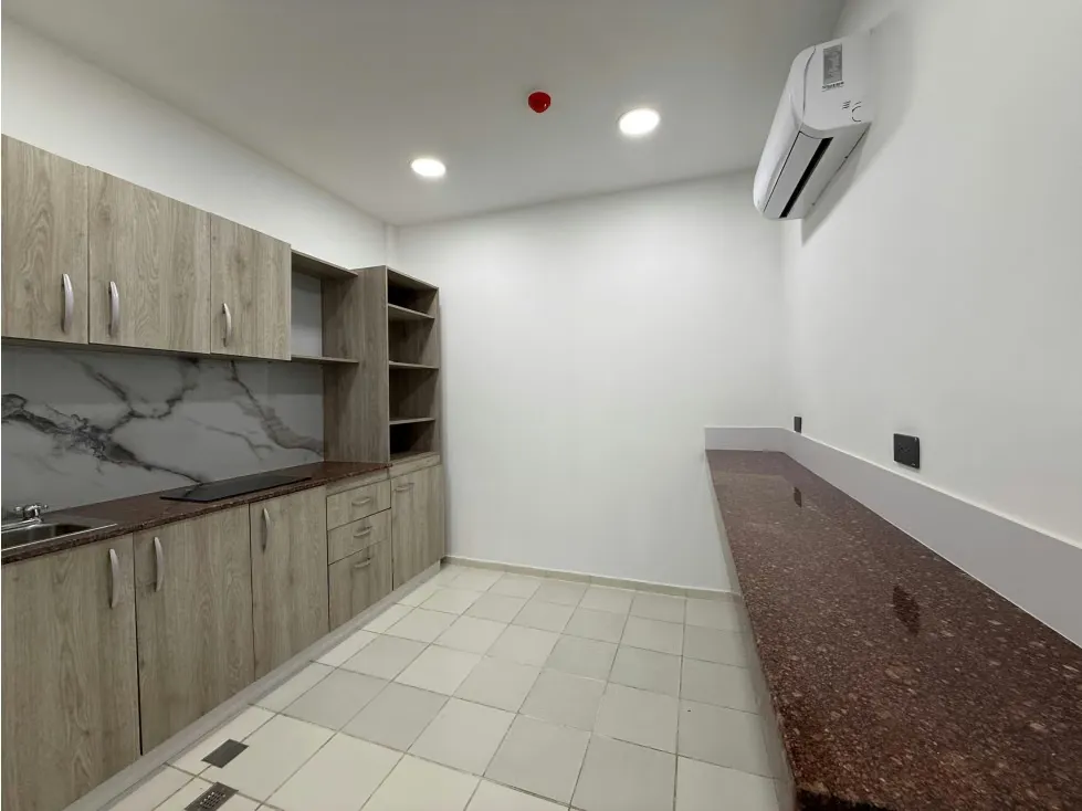 Se vende/alquila casa/terreno comercial 1588m² 16p San Roman - 19