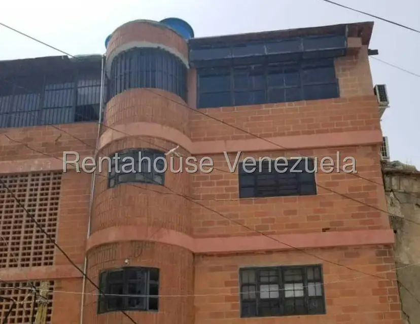 Comercial (Local Comercial) en Venta en Pariata, Vargas