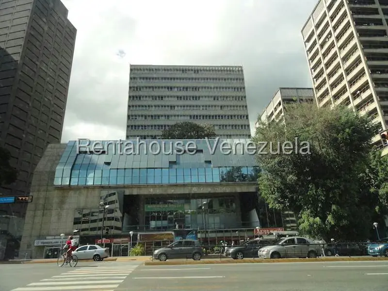 Oficina en Alquiler en Los Palos Grandes, Distrito Metropolitano - 28