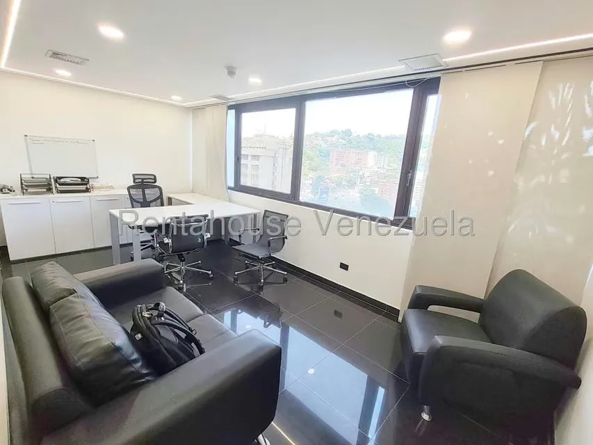 Oficina en Venta en Chuao, Distrito Metropolitano - 3