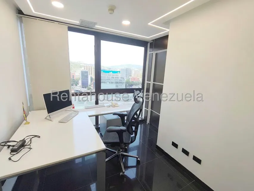 Oficina en Venta en Chuao, Distrito Metropolitano - 6