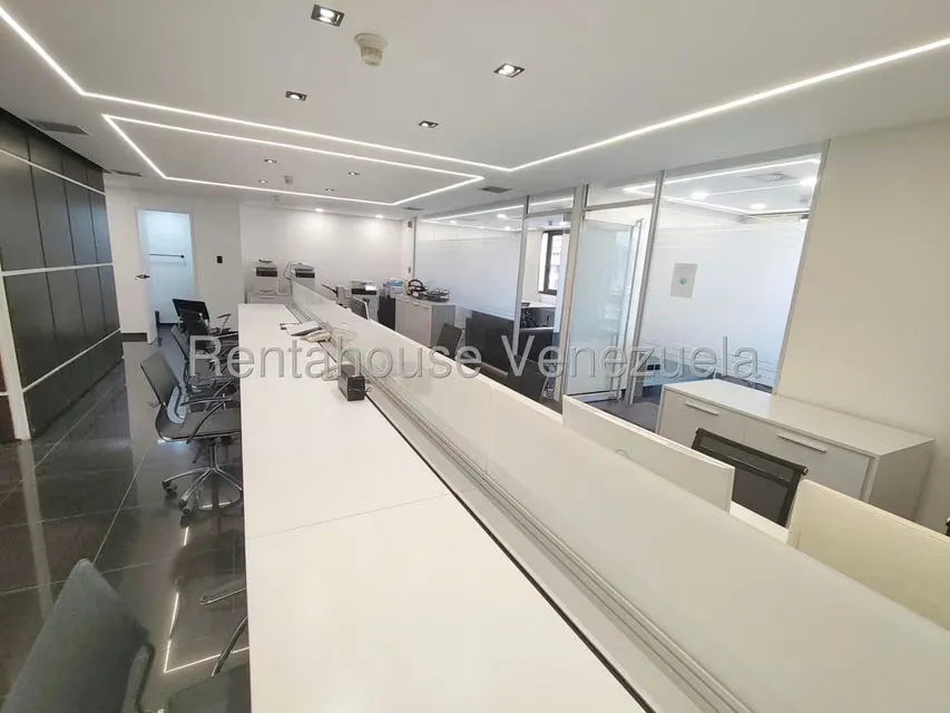 Oficina en Venta en Chuao, Distrito Metropolitano - 7