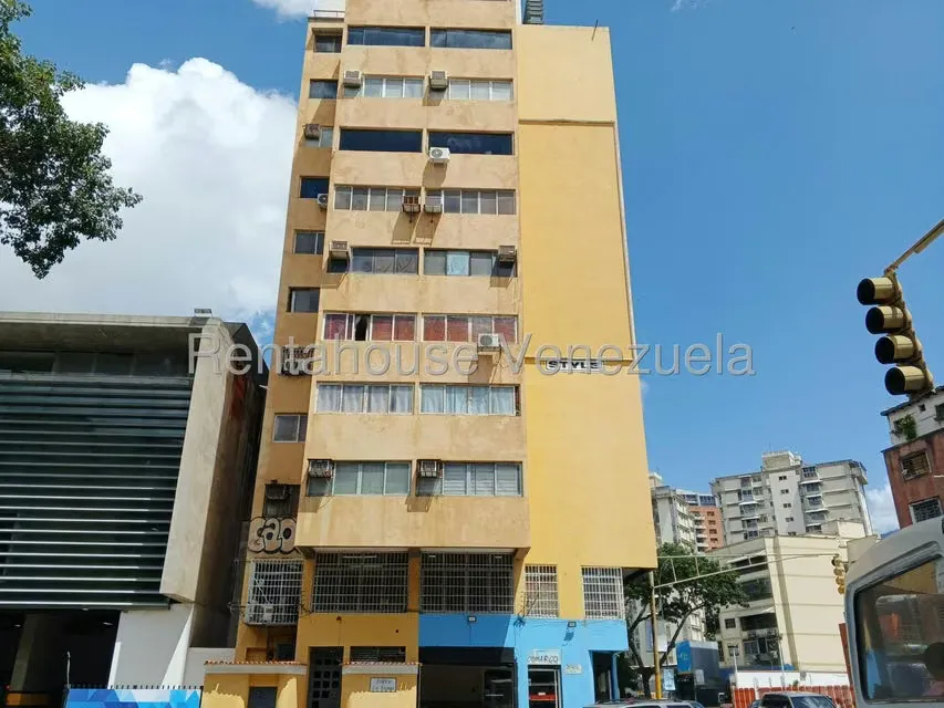 Oficina en Venta en Los Dos Caminos, Distrito Metropolitano