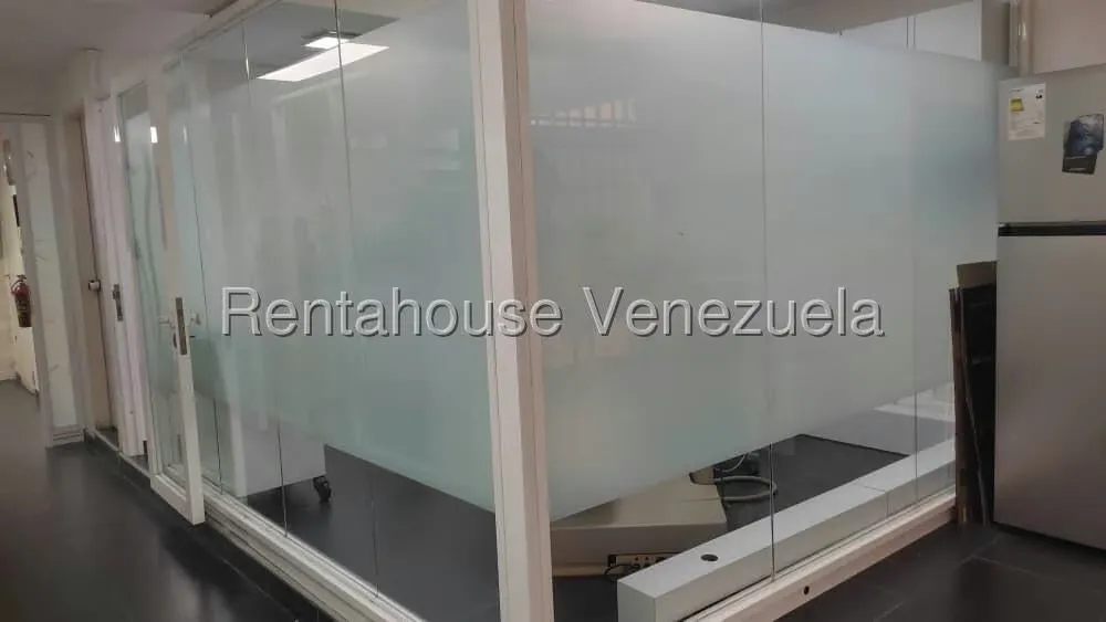 Oficina en Venta en Los Dos Caminos, Distrito Metropolitano - 13