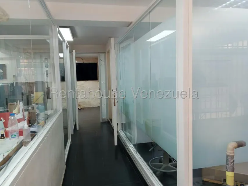 Oficina en Venta en Los Dos Caminos, Distrito Metropolitano - 14