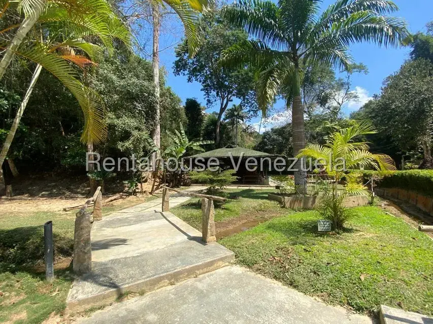 Terreno (Comercial) en Venta en El Hatillo, Distrito Metropolitano - 7
