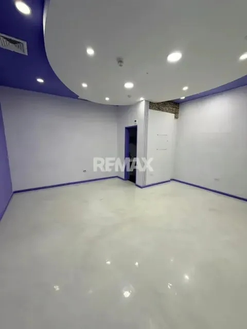 Local comercial en Alquiler C.c Cahugia [Cagua] - 4