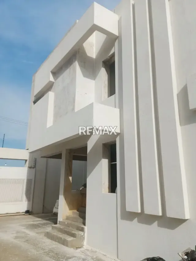 EXCLUSIVA VILLA CONFORMADA POR DOS CASAS EN GRIS ‎ - 10