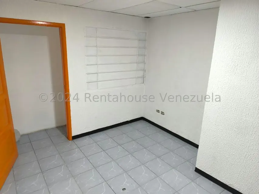 Oficina en Alquiler en Parroquia La Candelaria, Distrito Metropolitano - 8