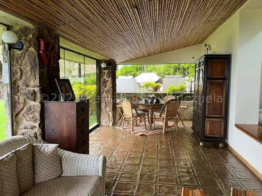 Casa (Multipes Niveles) en Venta en La Lagunita Country Club, Distrito Metropolitano - 64