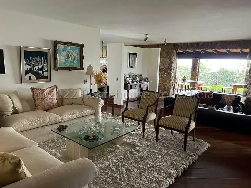 Casa (Multipes Niveles) en Venta en La Lagunita Country Club, Distrito Metropolitano - 75