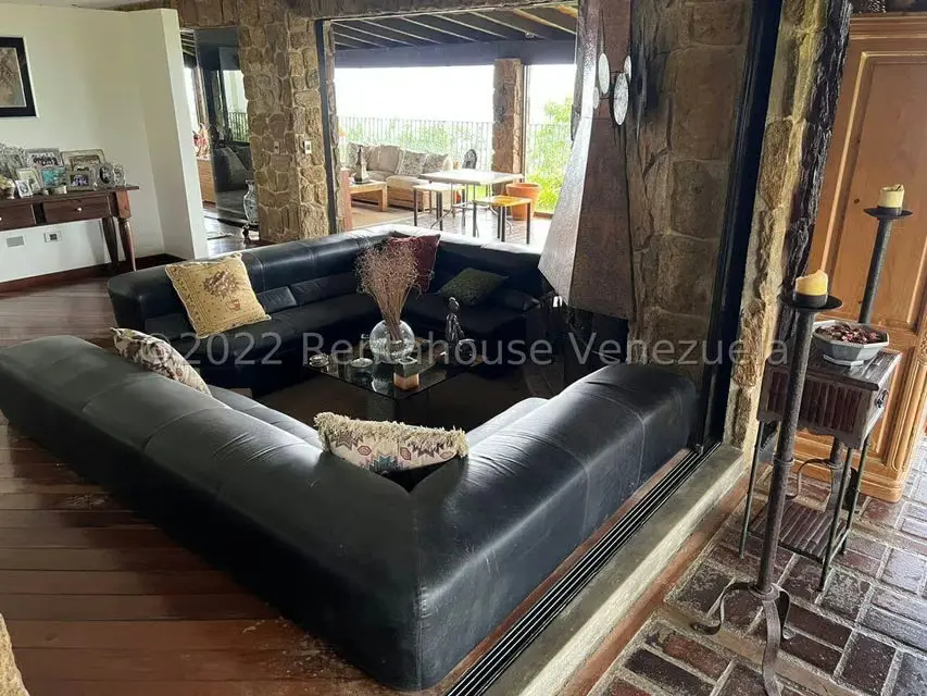 Casa (Multipes Niveles) en Venta en La Lagunita Country Club, Distrito Metropolitano - 85