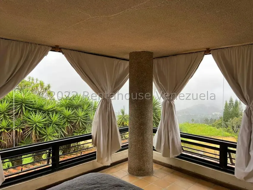 Casa (Multipes Niveles) en Venta en La Lagunita Country Club, Distrito Metropolitano - 95