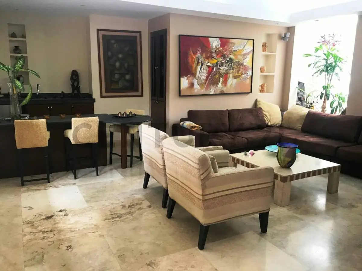 C21 Vende ExcelenteTown House Villa El Pilarcito en Zona Norte - 4