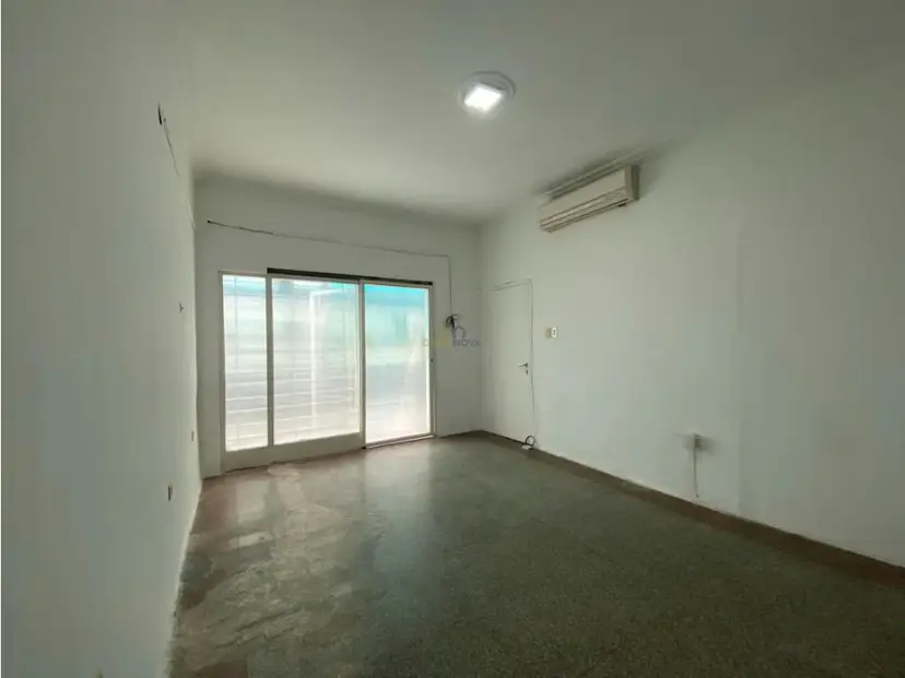 Se alquila oficina 16 m2 Alta Florida