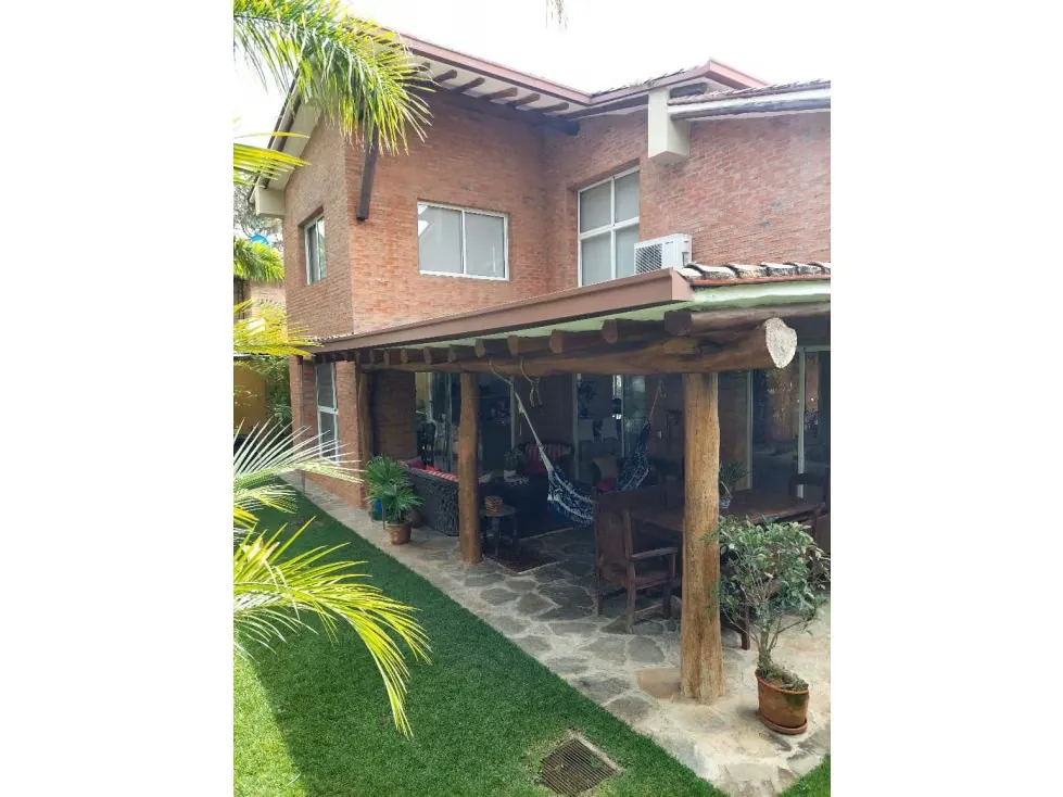 Se alquila casa 300m2 La Lagunita 6351 - 8