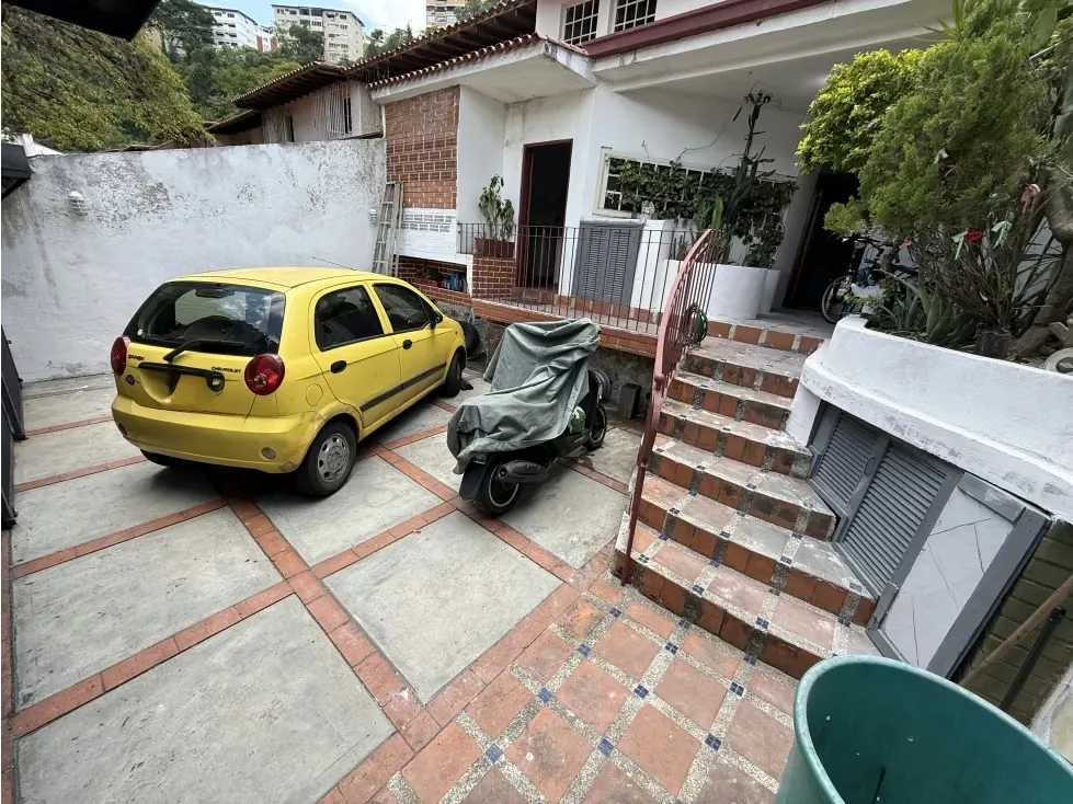 Vendo casa271m2 Santa Ines 7525