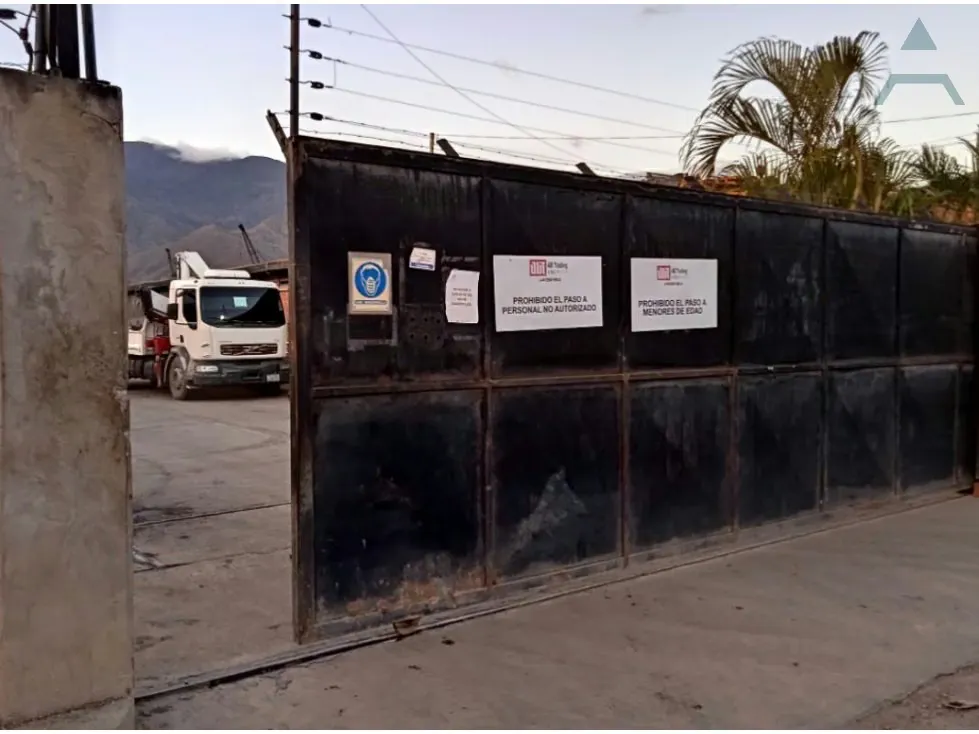 Se vende Galpon 748m² Guatire - 8