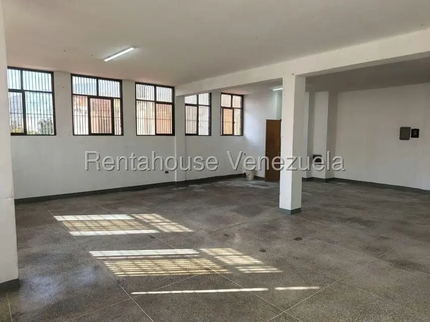 Local Comercial en Alquiler en Boleita Norte, Distrito Metropolitano - 11