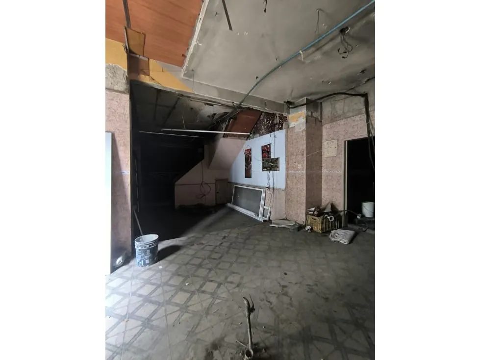 LOCAL COMERCIAL SABANA GRANDE A PIE DE CALLE - 3