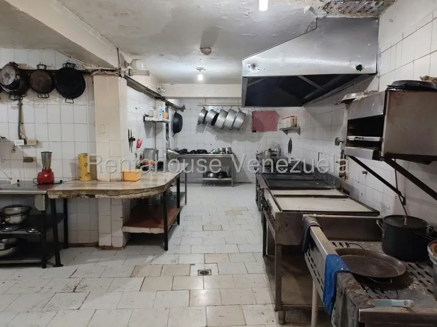 Comercial (Local Comercial) en Alquiler en Centro de Charallave, Miranda - 22