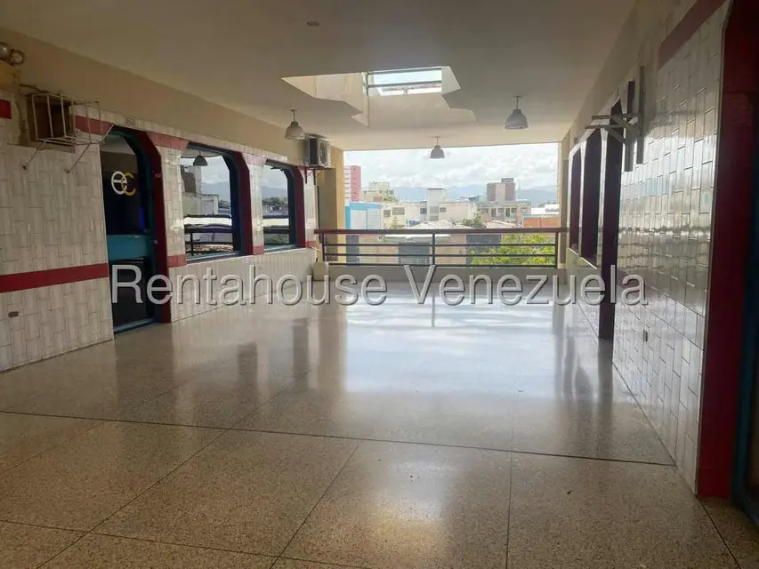 Edificio en Venta en Zona Oeste, Lara - 12