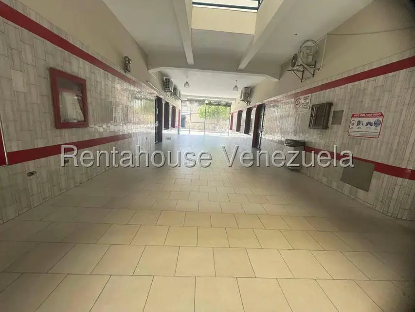 Edificio en Venta en Zona Oeste, Lara - 4